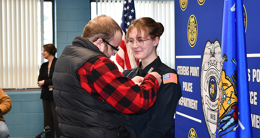 Stevens Point swears in 290th police officer Point/Plover Metro Wire